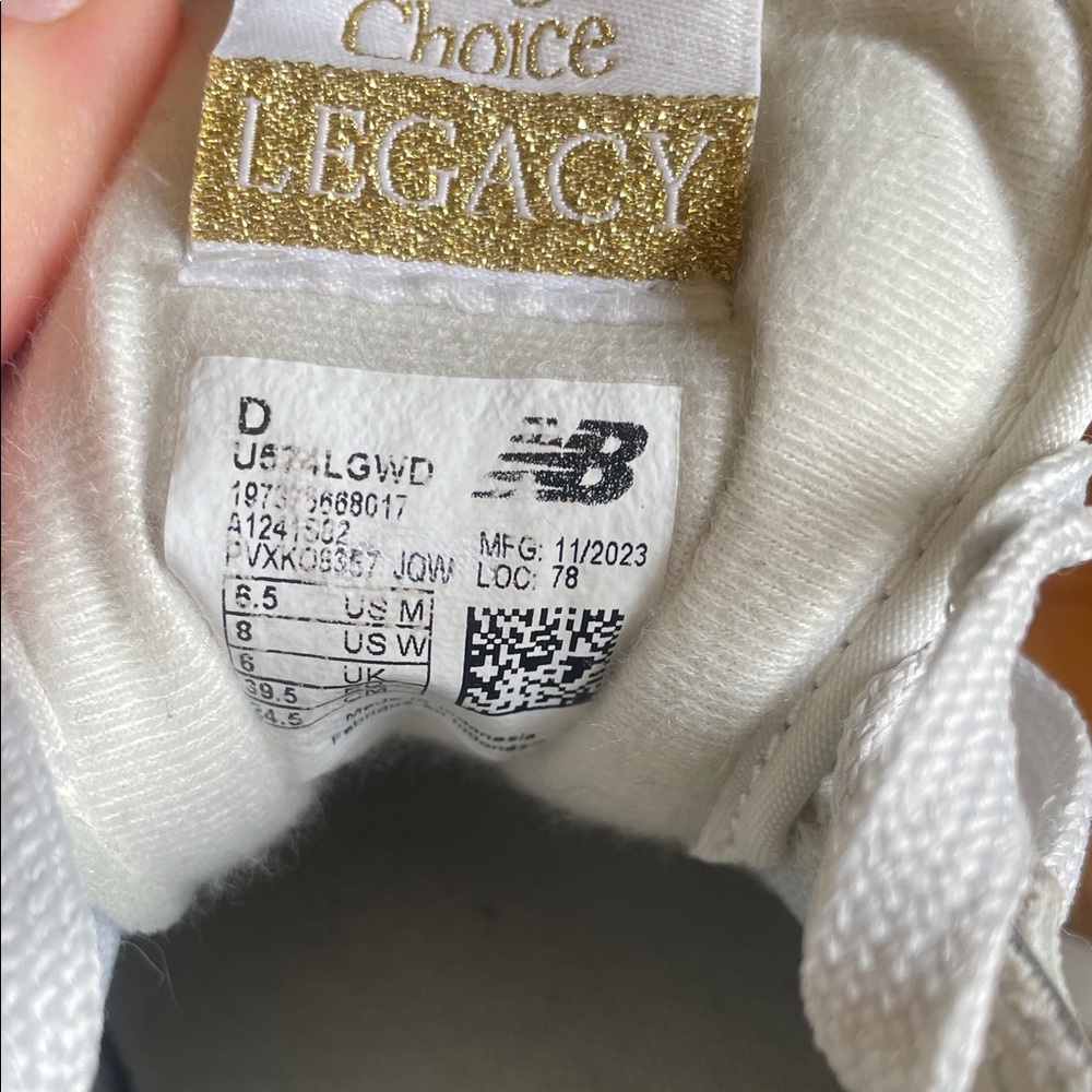 New Balance Light Gray Sneakers - Picture 5 of 6